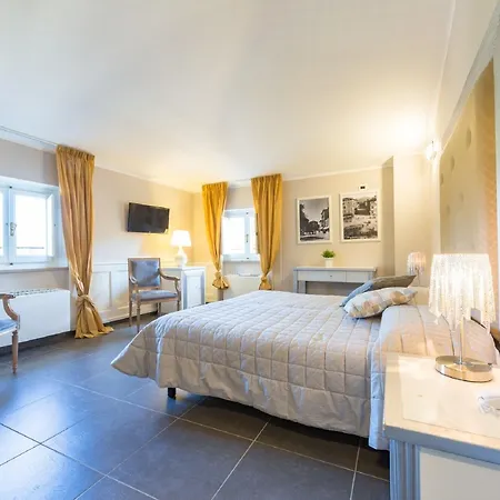 Miro Otel 3*