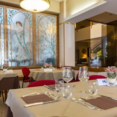 Hotel Miro 3*