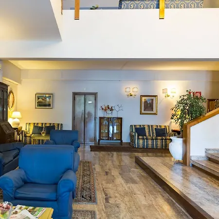 Miro Hotel 3*